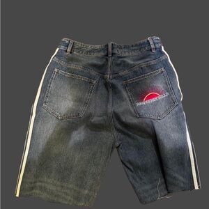 GV Gallery Raspberry Hills Jorts
